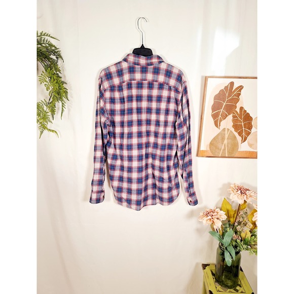 J. Crew Men's Button-Up Long-Sleeved Shirt with Pockets Large - Picture 2 of 5